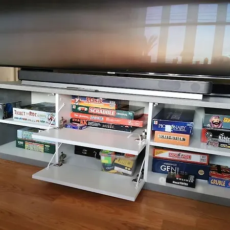Cozy City House, Free Parking, Central, Terrace, Playground *